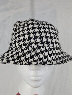 Anthropologie Houndstooth Black and White Bucket Hat